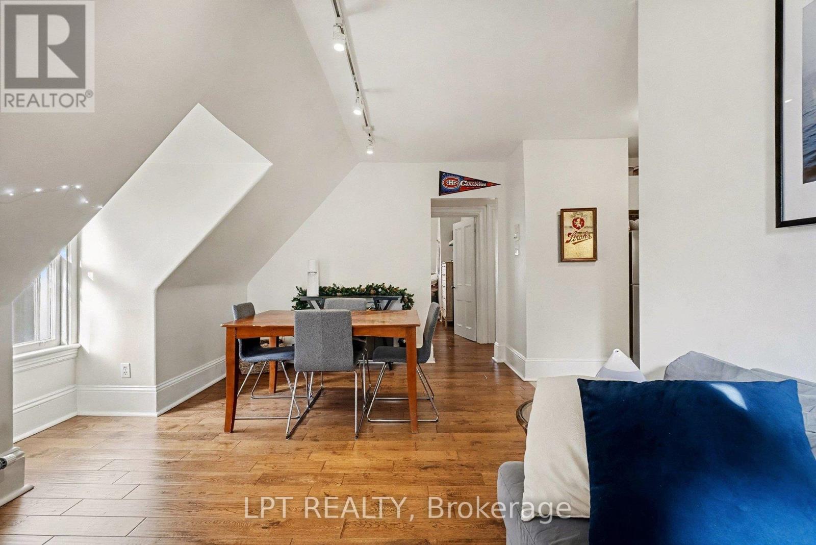 542 Maclaren Street W, Ottawa, Ontario  K1R 5K7 - Photo 28 - X12592452