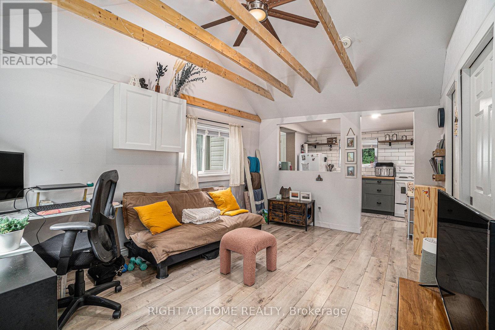 15 Willis James Lane, Mcnab/braeside, Ontario K7S 2A5 - Photo 6 - X12592462