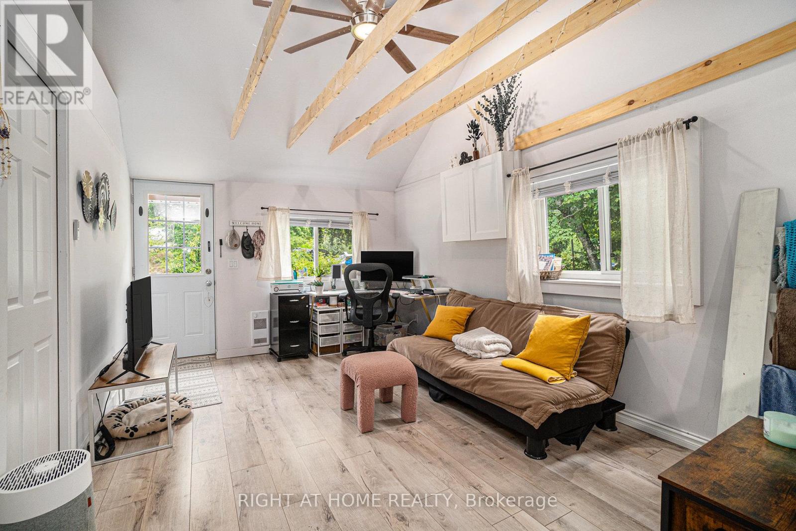 15 Willis James Lane, Mcnab/braeside, Ontario K7S 2A5 - Photo 7 - X12592462