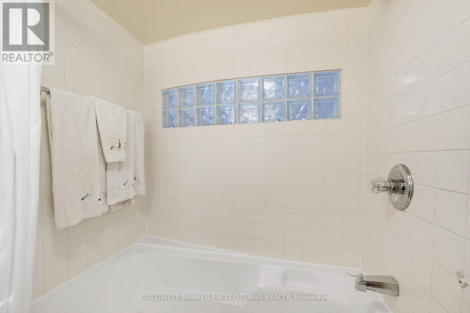 405 - 589 Rideau Street, Ottawa, Ontario K1N 6A1 - Photo 25 - X12592640