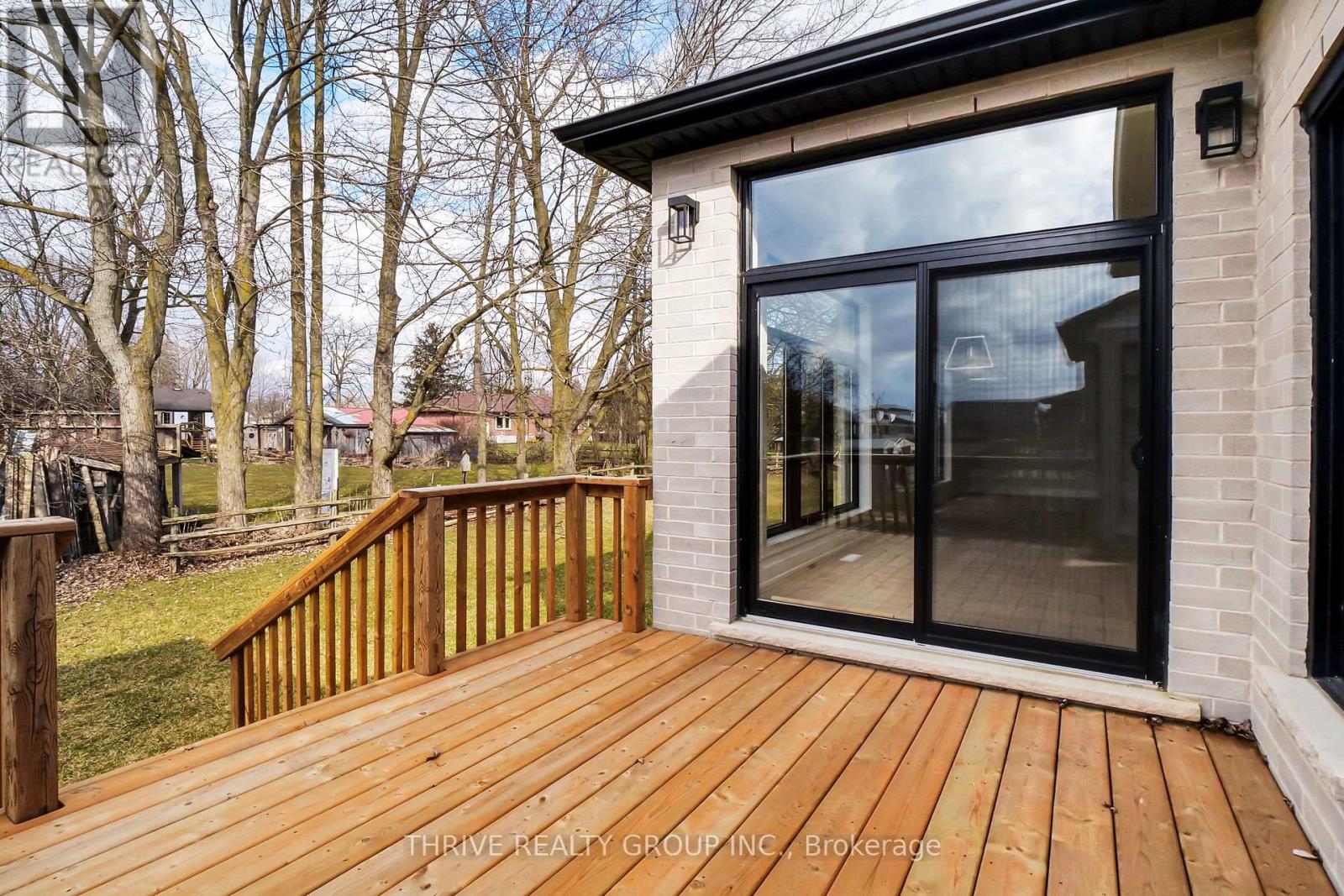 117 Aspen Circle, Thames Centre, Ontario N0M 0A4 - Photo 28 - X12591712