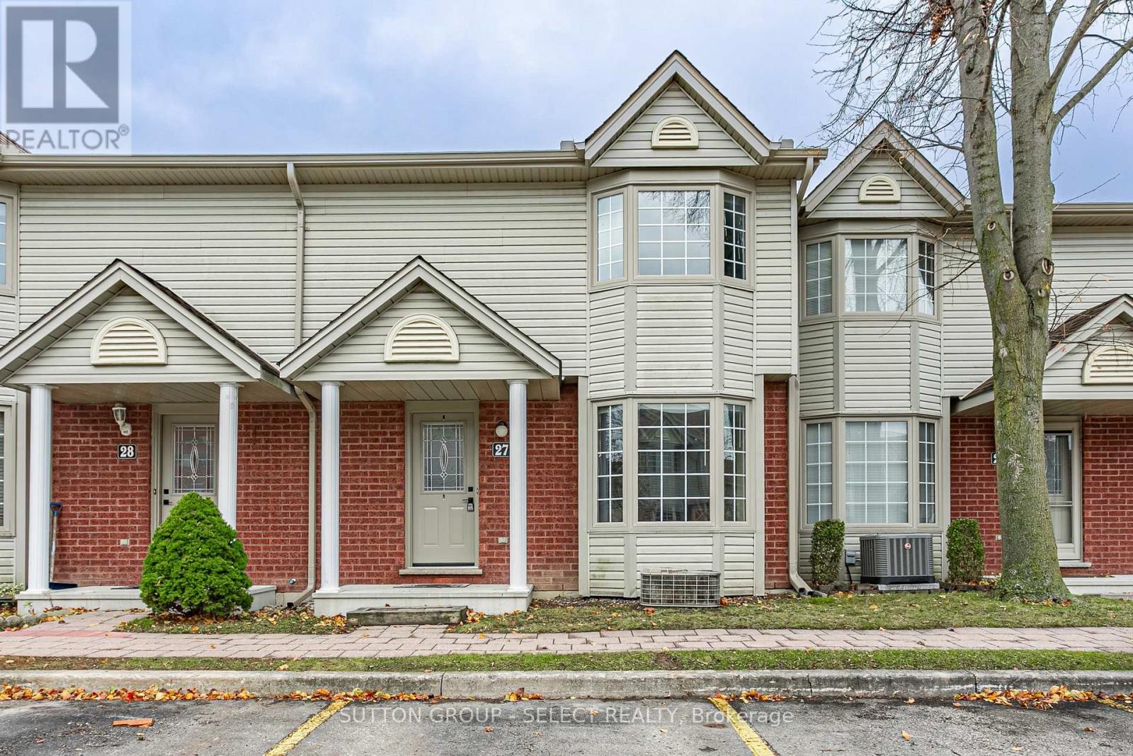 27 - 50 Chapman Court, London North, Ontario N6G 5E1 - Photo 1 - X12591714