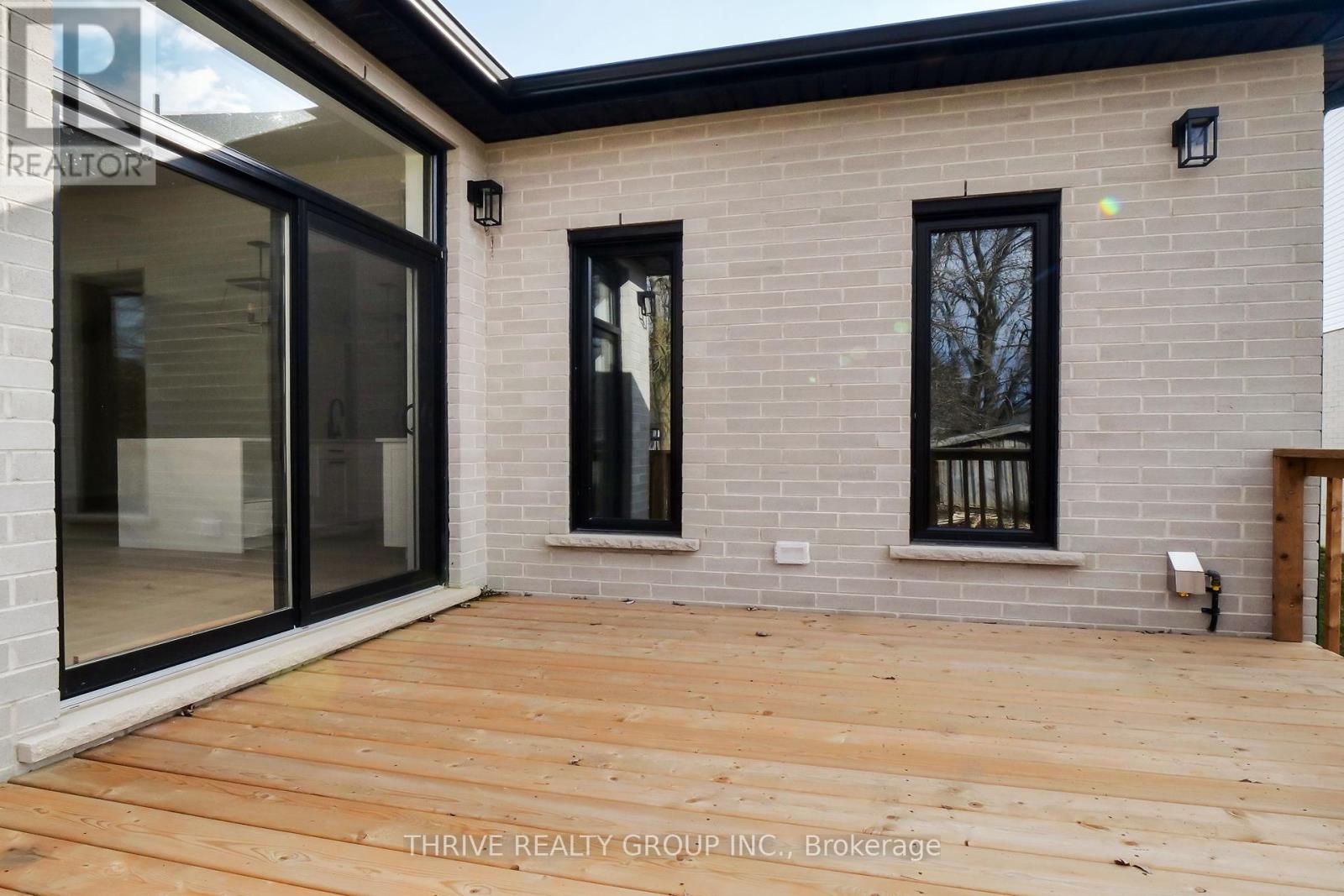 117 Aspen Circle, Thames Centre, Ontario N0M 0A4 - Photo 29 - X12591712