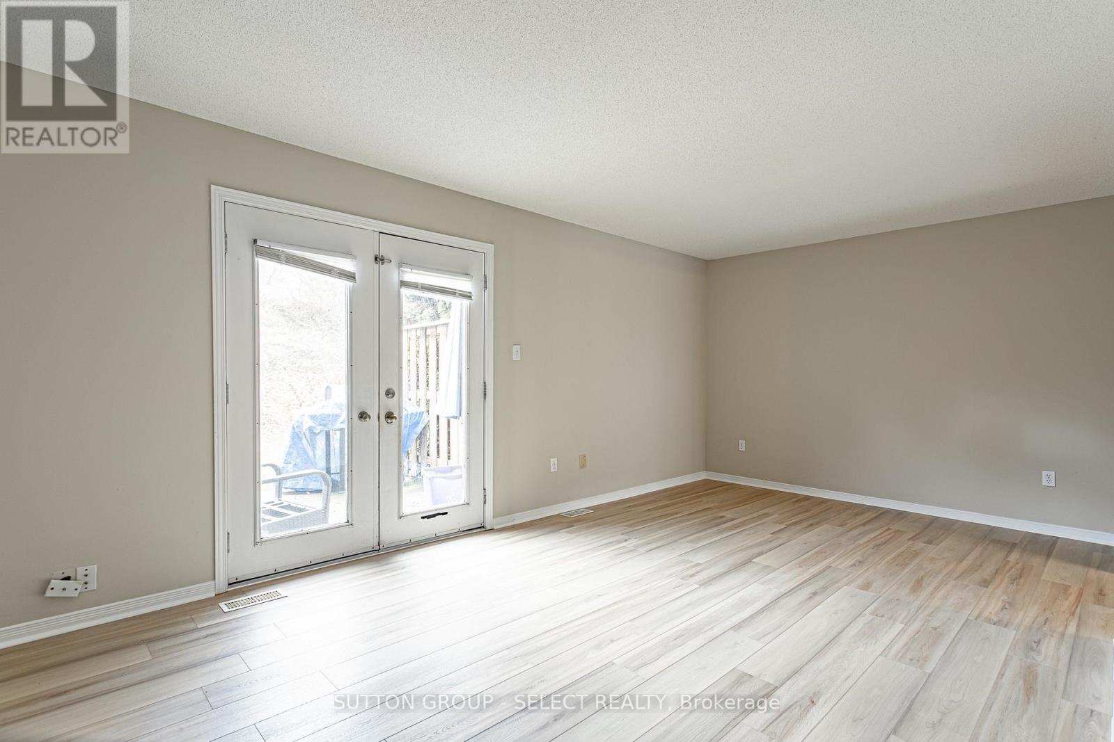 27 - 50 Chapman Court, London North, Ontario N6G 5E1 - Photo 8 - X12591714