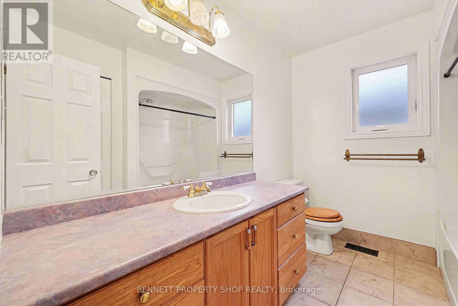 54 Barclay Street, Carleton Place, Ontario K7C 4N2 - Photo 12 - X12592672