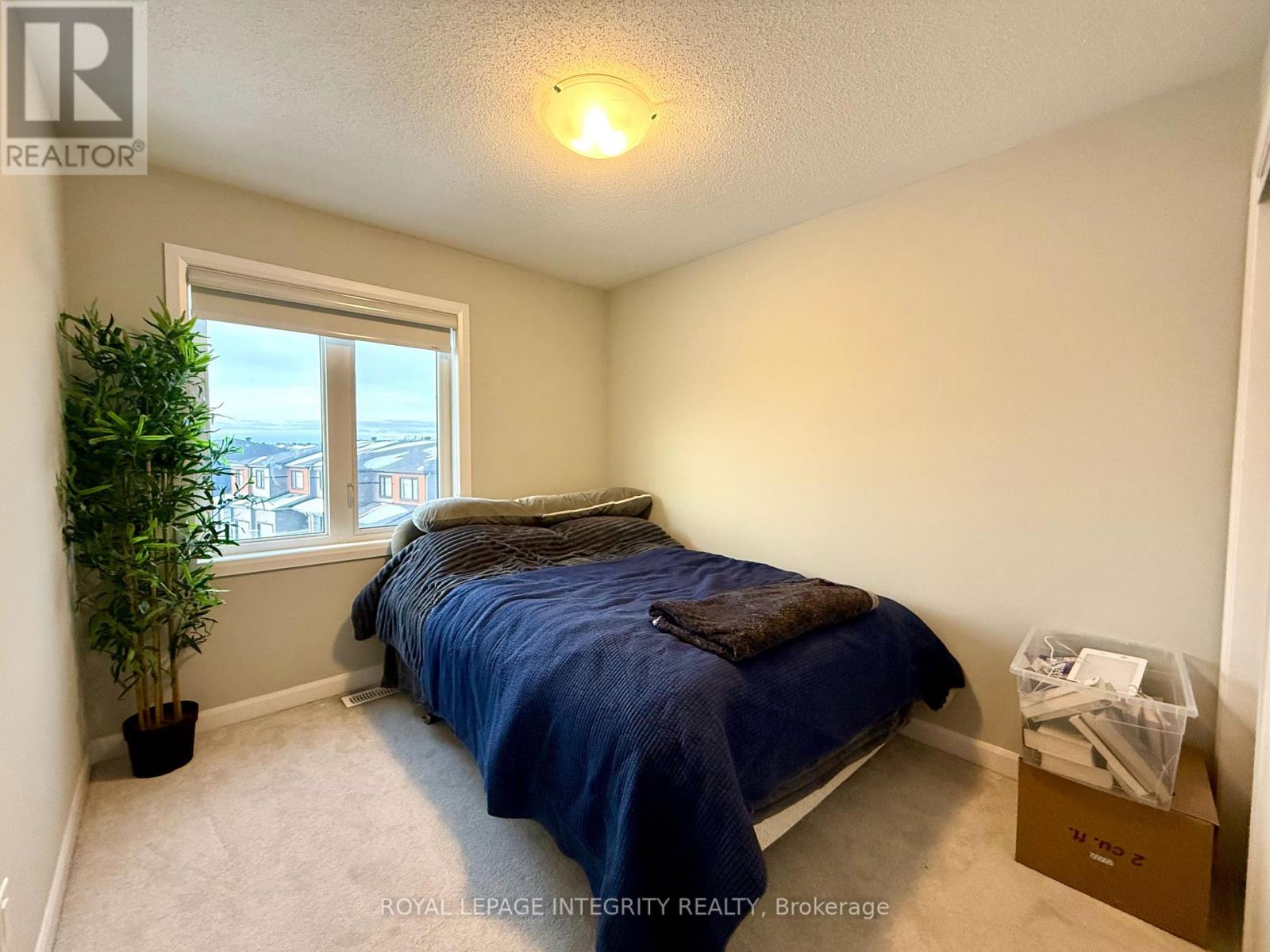 1079 Speedvale Court, Ottawa, Ontario K2T 0P6 - Photo 21 - X12592646