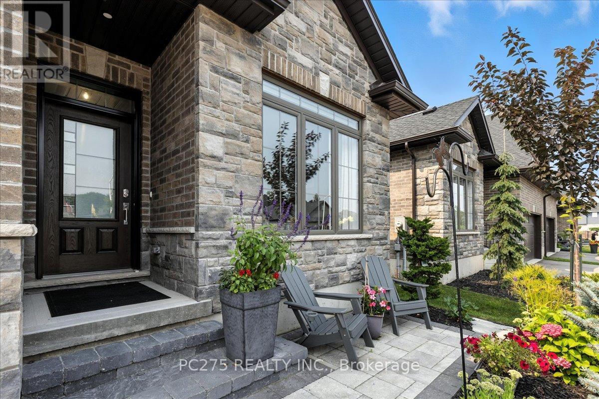 23 Matheson Crescent, East Zorra-Tavistock, Ontario  N0J 1M0 - Photo 6 - X12591782