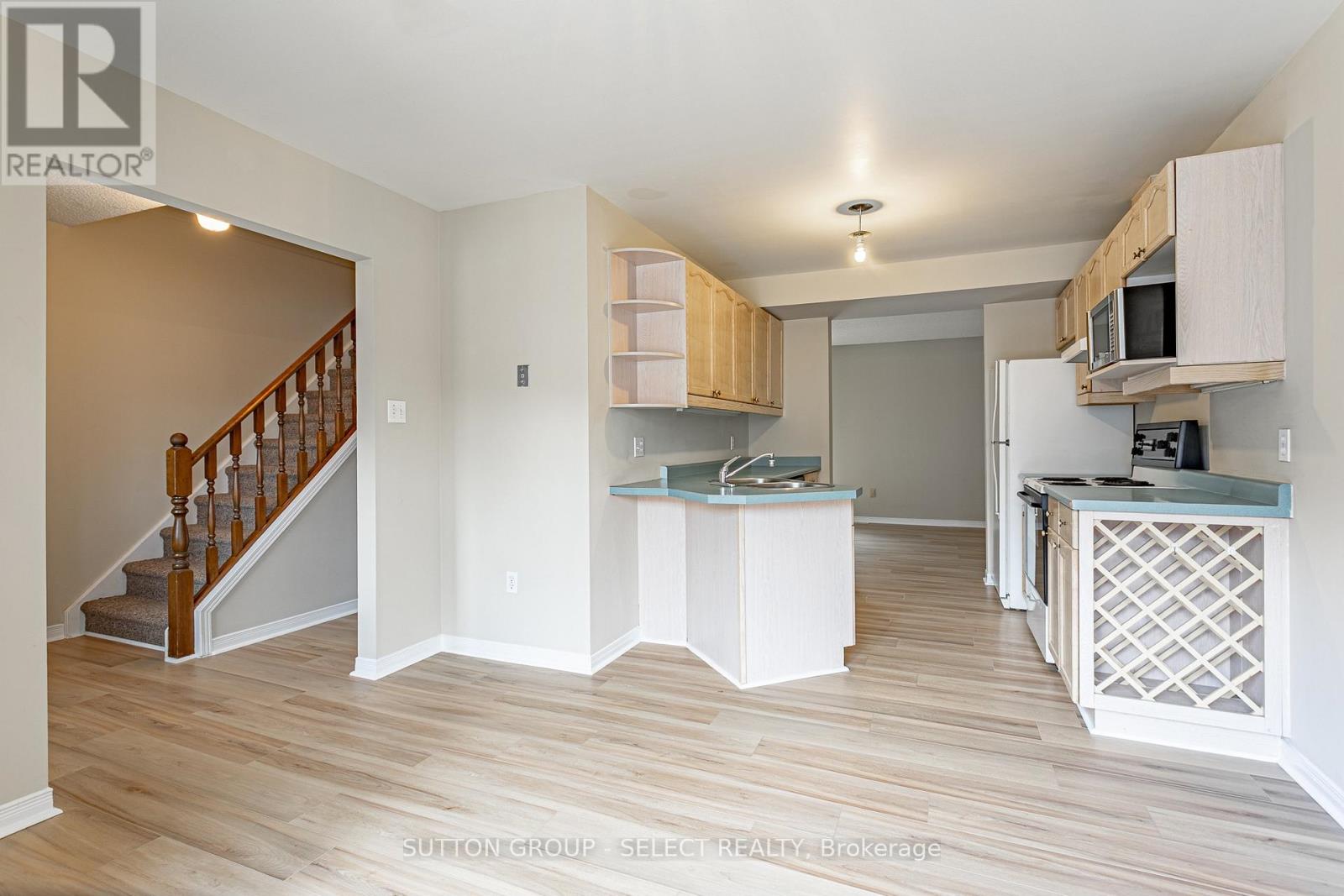 27 - 50 Chapman Court, London North, Ontario N6G 5E1 - Photo 5 - X12591714