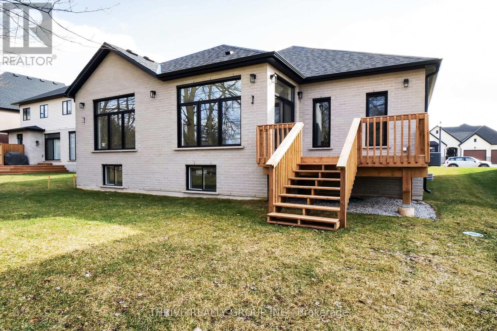 117 Aspen Circle, Thames Centre, Ontario N0M 0A4 - Photo 31 - X12591712