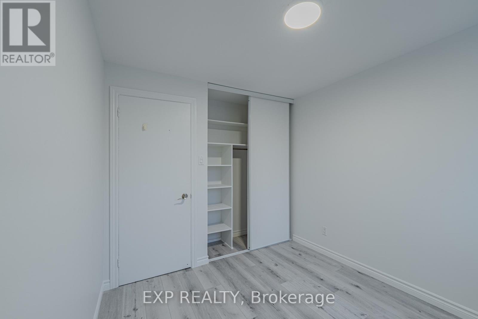 268 Woodfield Drive, Ottawa, Ontario K2G 4P2 - Photo 37 - X12592776