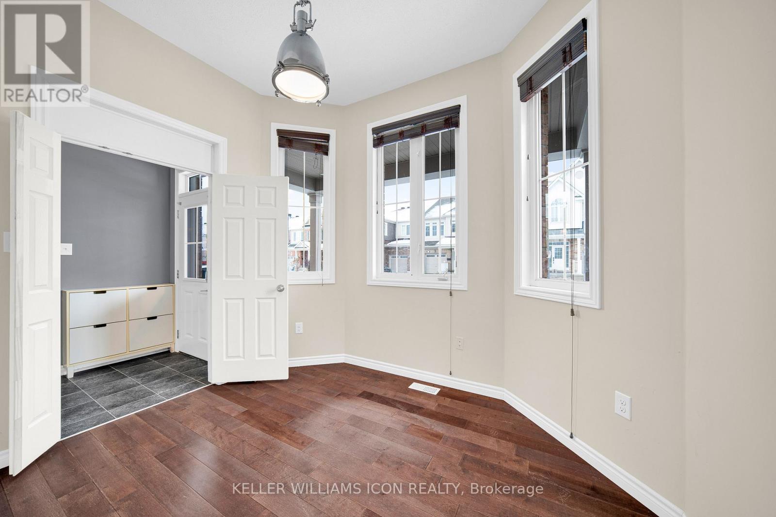 2212 Watercolours Way, Ottawa, Ontario  K2J 5J8 - Photo 3 - X12592820