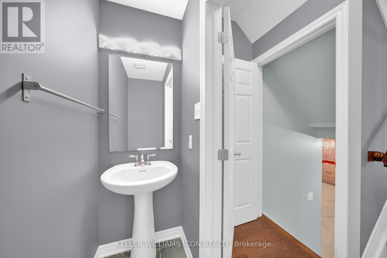 2212 Watercolours Way, Ottawa, Ontario  K2J 5J8 - Photo 4 - X12592820