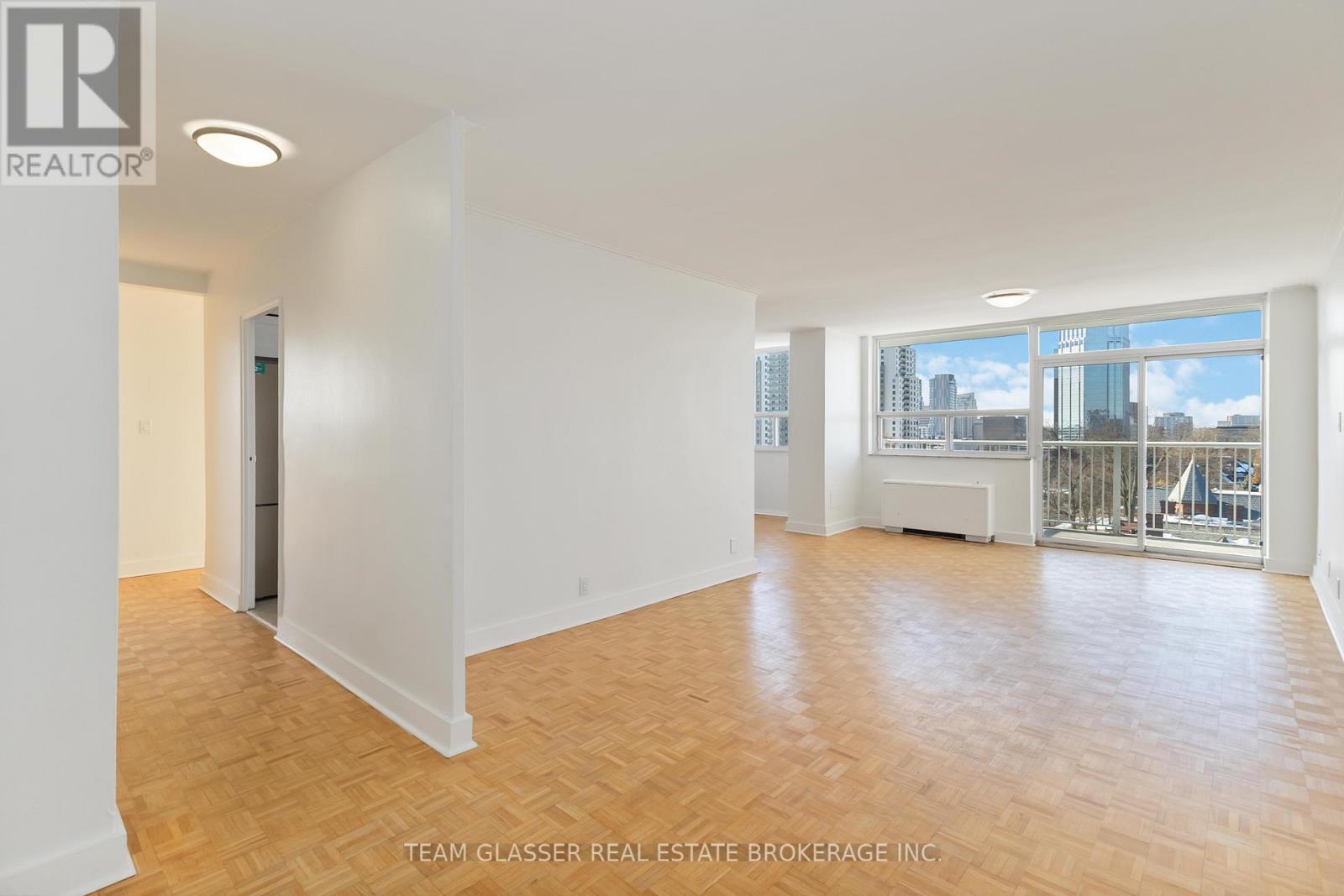 801 - 396 Queens Avenue, London East, Ontario  N6B 1X7 - Photo 5 - X12592546