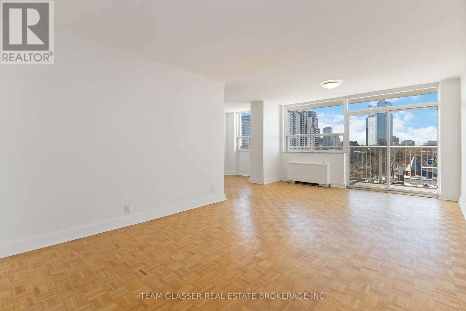 801 - 396 Queens Avenue, London East, Ontario  N6B 1X7 - Photo 6 - X12592546