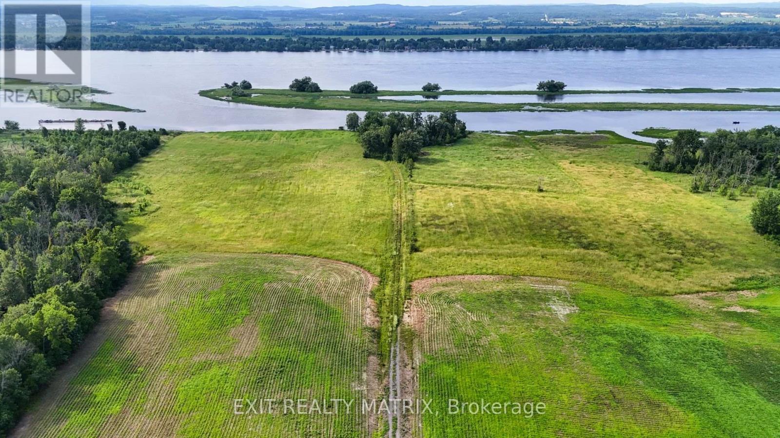 3521 Old Montreal Road, Ottawa, Ontario  K4C 1C8 - Photo 4 - X12360856