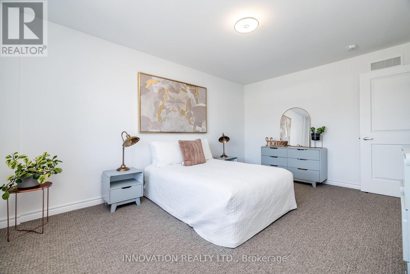 288 Munro Street, Carleton Place, Ontario  K7C 0P2 - Photo 22 - X12366237