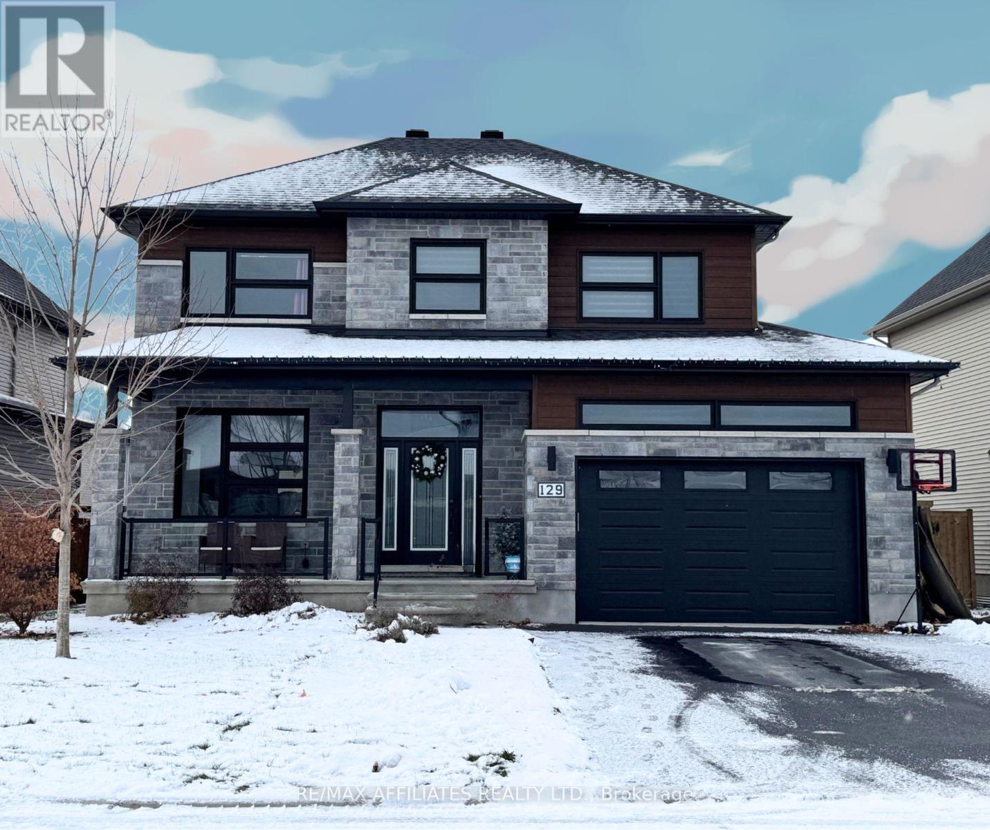 129 LYON STREET, Russell, Ontario