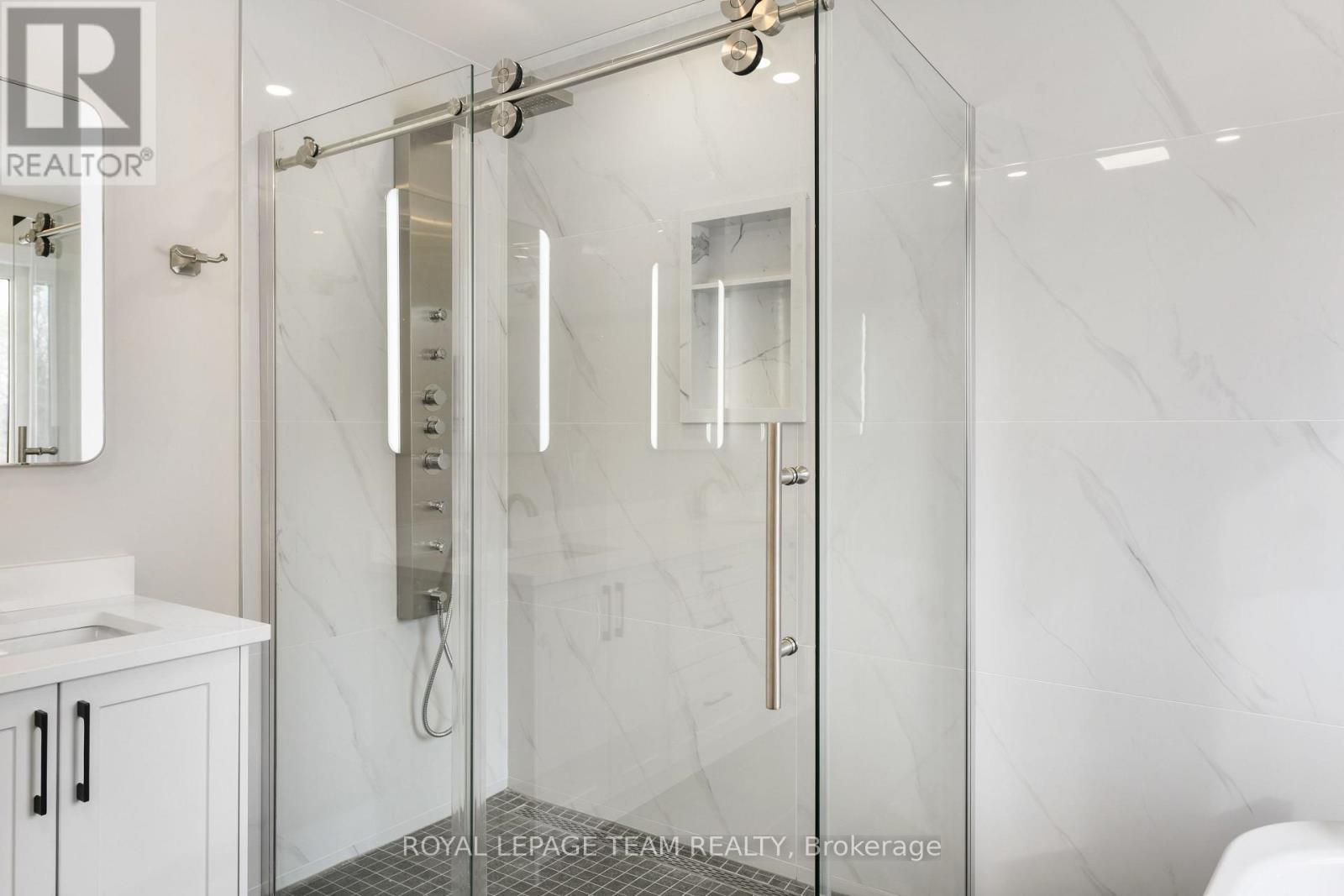 845 Melfa Crescent, Ottawa, Ontario  K2C 0P5 - Photo 30 - X12591578