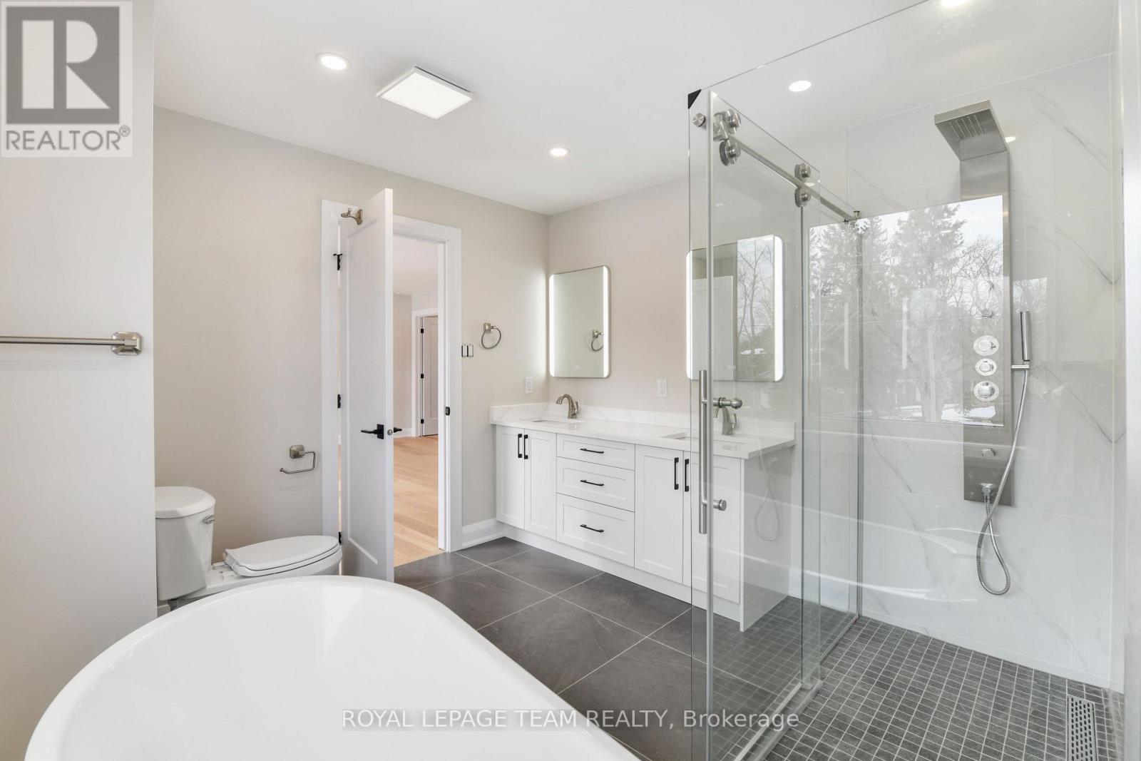 845 Melfa Crescent, Ottawa, Ontario  K2C 0P5 - Photo 31 - X12591578