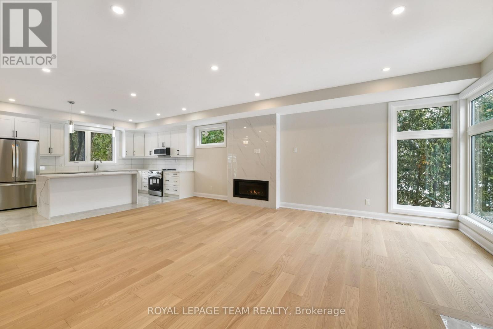 845 Melfa Crescent, Ottawa, Ontario  K2C 0P5 - Photo 6 - X12591578