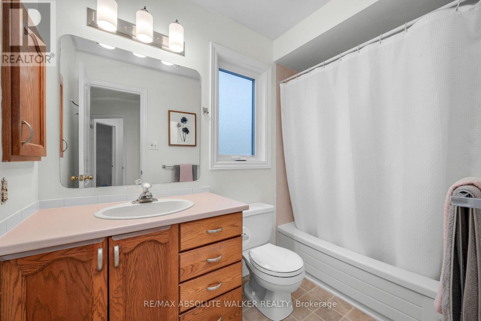 1973 Crestmont Place, Ottawa, Ontario  K1W 1E4 - Photo 23 - X12591664