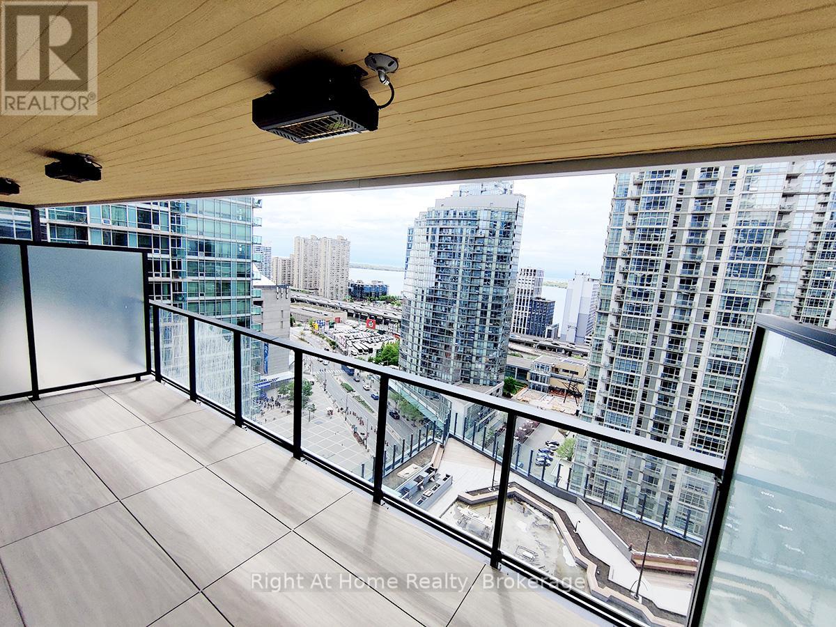 1907 - 1 Concord Cityplace Way, Toronto, Ontario M5V 0X3 - Photo 8 - C12592748