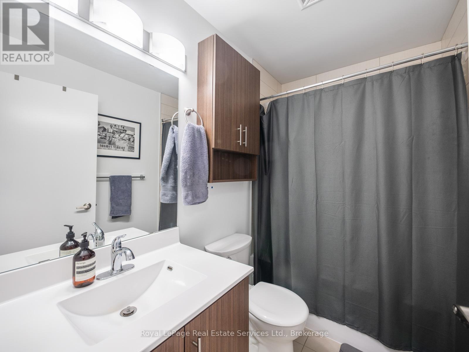 709 - 111 Worsley Street, Barrie, Ontario  L4M 0J5 - Photo 12 - S12591848