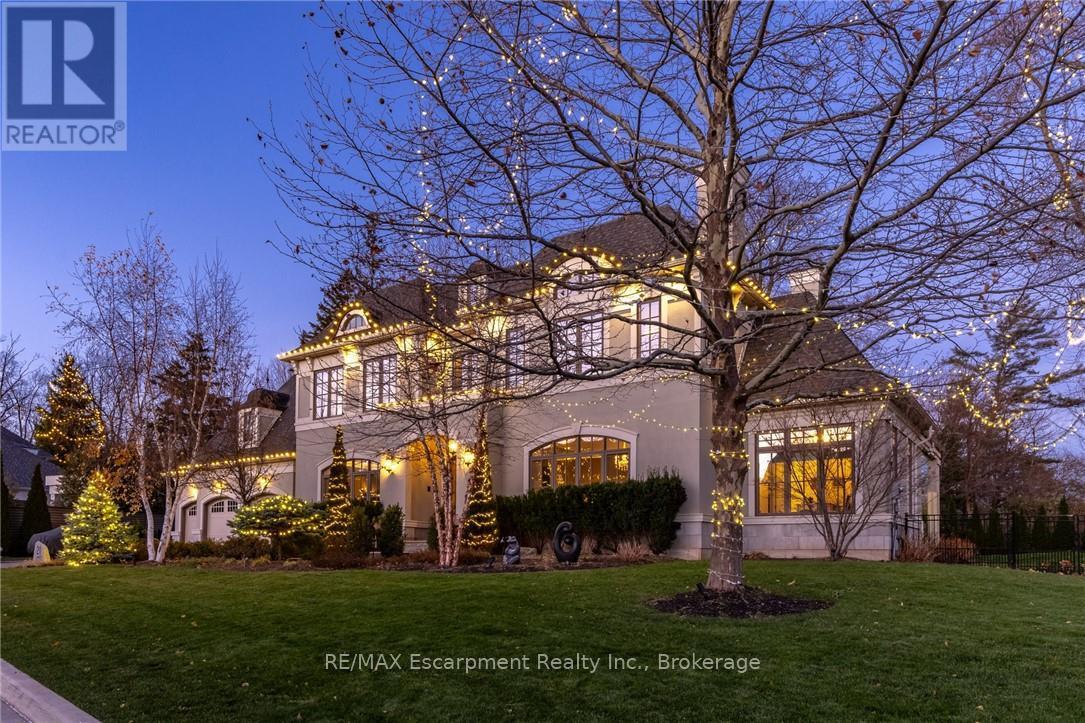 21 LAMBERT COMMON, Oakville, Ontario