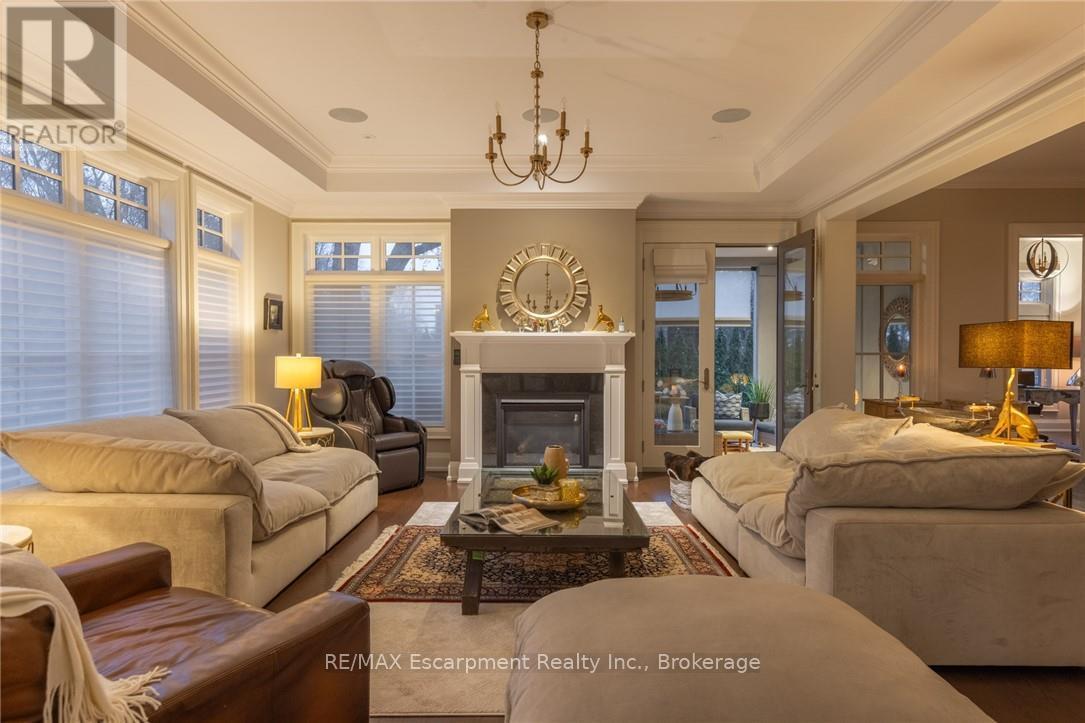 21 Lambert Common, Oakville, Ontario  L6K 0H6 - Photo 15 - W12360522