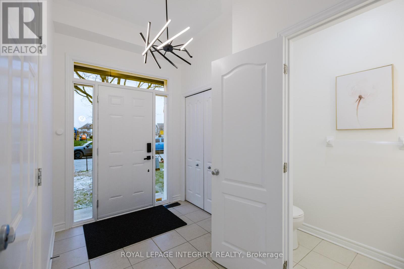 361 Widgeon Way, Ottawa, Ontario K1T 0E9 - Photo 2 - X12591726