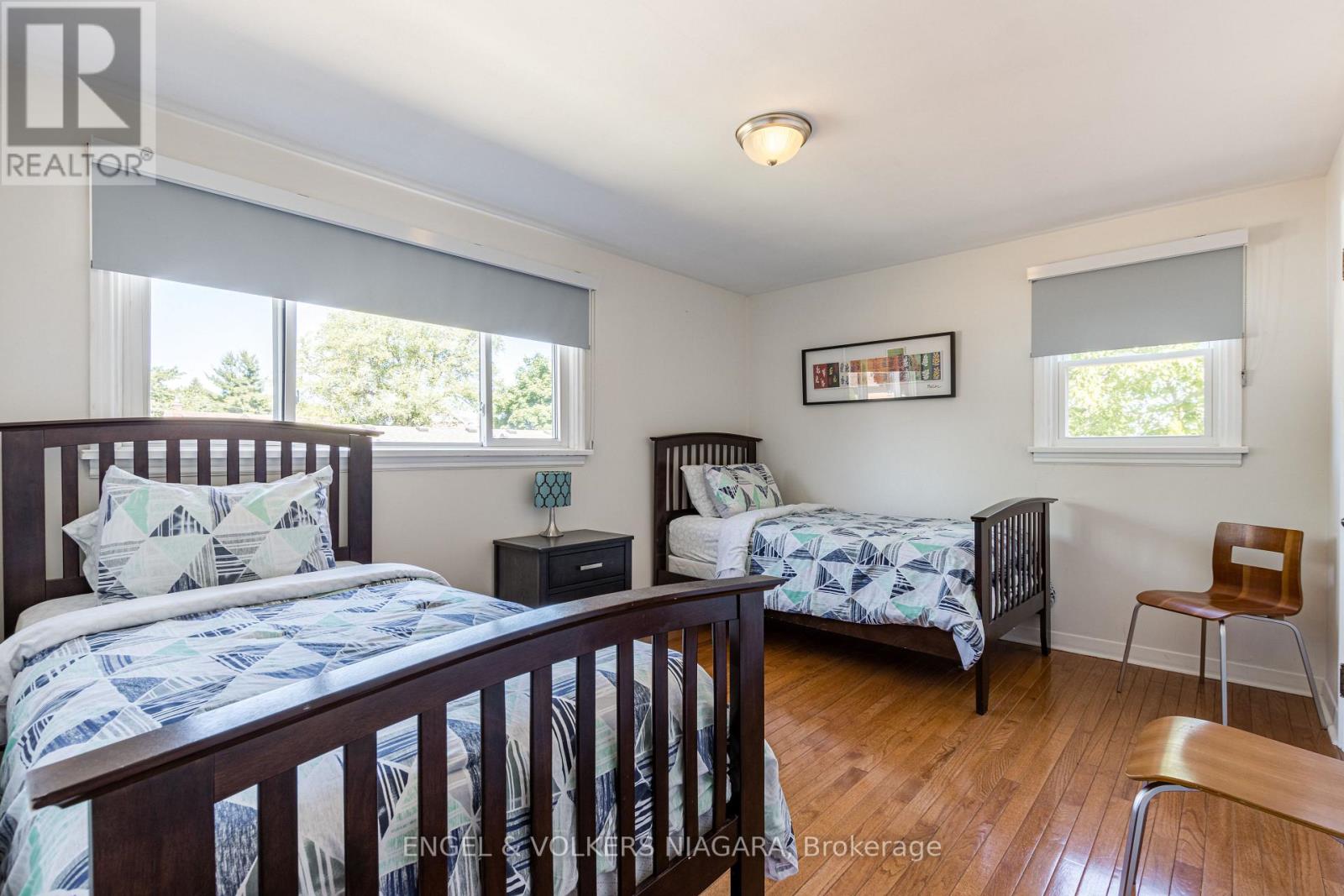 5969 Gladstone Street W, Niagara Falls, Ontario L2G 1W7 - Photo 13 - X12592600