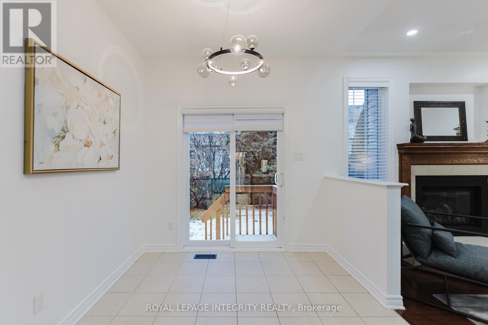 361 Widgeon Way, Ottawa, Ontario K1T 0E9 - Photo 13 - X12591726