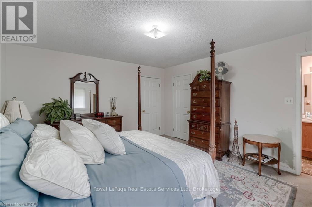 27 - 1276 Silvan Forest Drive, Burlington, Ontario L7M 4V8 - Photo 18 - W12592642