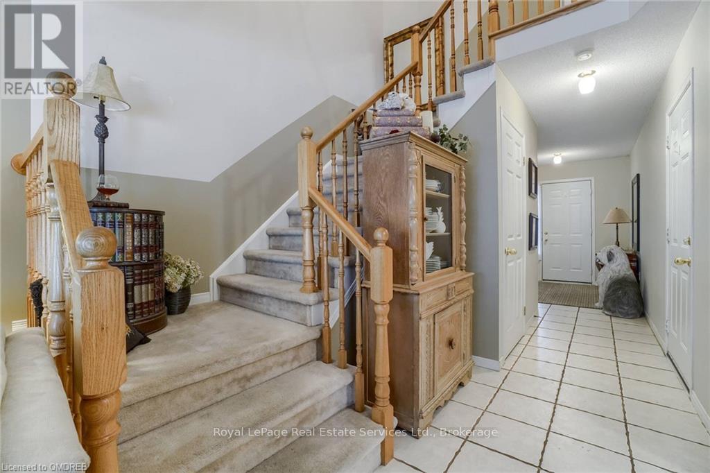 27 - 1276 Silvan Forest Drive, Burlington, Ontario L7M 4V8 - Photo 14 - W12592642