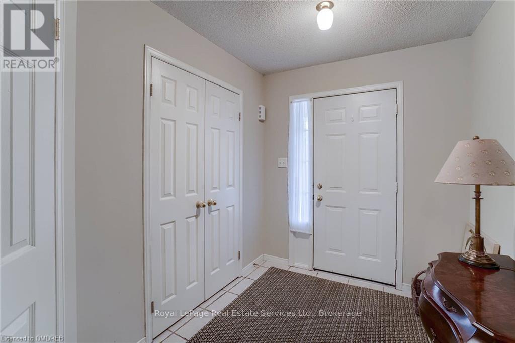 27 - 1276 Silvan Forest Drive, Burlington, Ontario L7M 4V8 - Photo 4 - W12592642