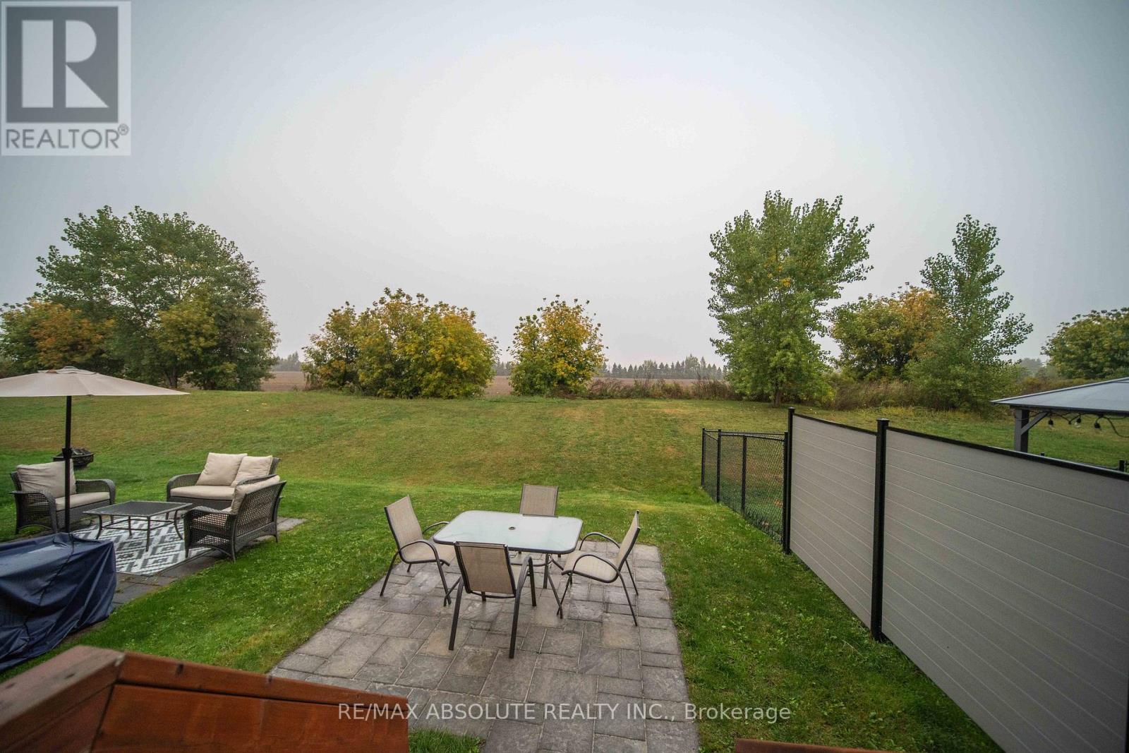 287 Belfort Street, Russell, Ontario  K0A 1W0 - Photo 27 - X12591778