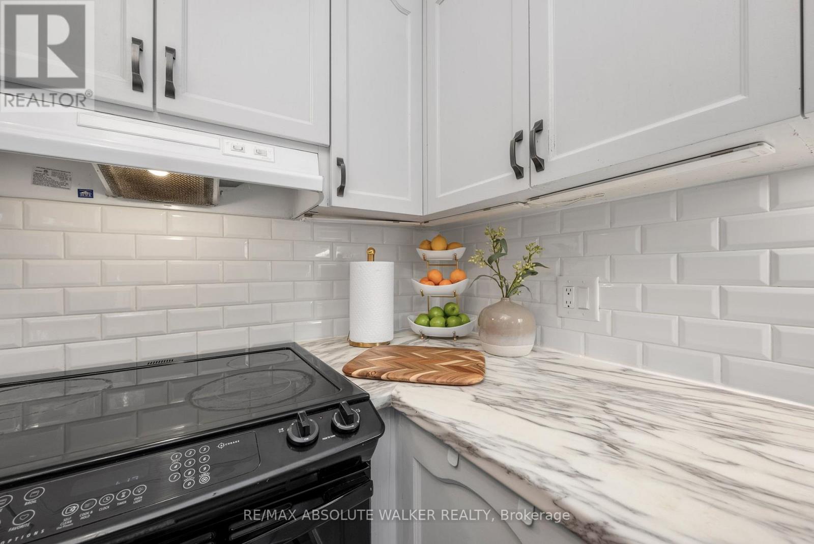 1973 Crestmont Place, Ottawa, Ontario  K1W 1E4 - Photo 15 - X12591664