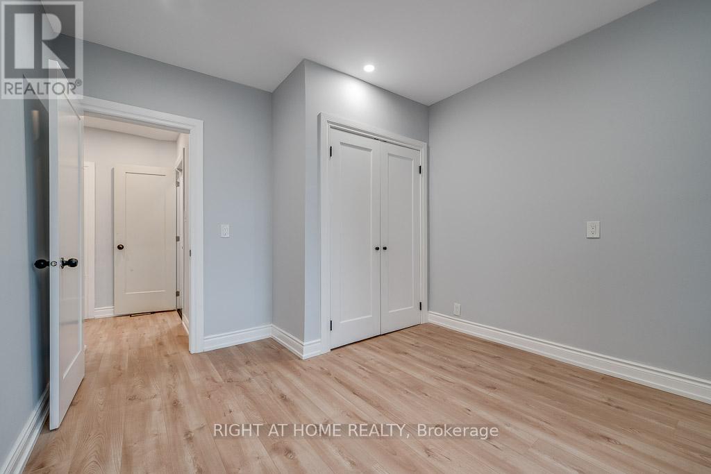 97 Madawaska Street, Arnprior, Ontario K7S 1S2 - Photo 5 - X12591896