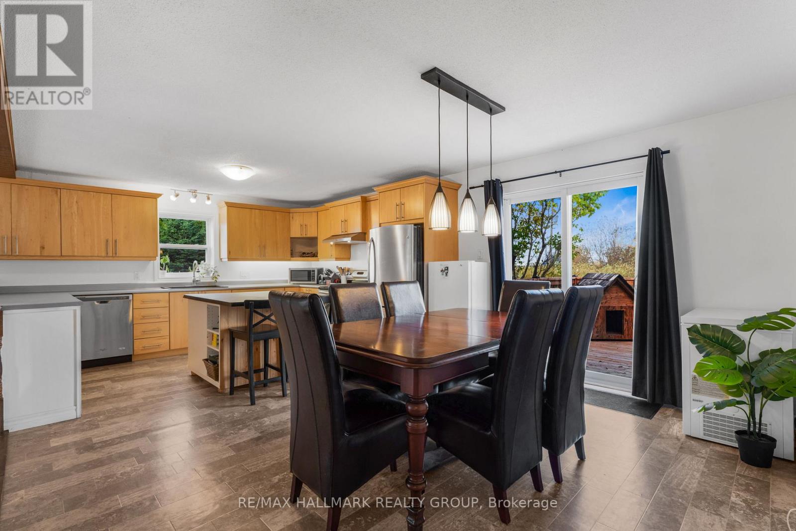 2015 Adanac Road, The Nation, Ontario K0B 1A0 - Photo 13 - X12591988