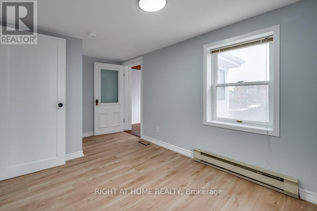 97 Madawaska Street, Arnprior, Ontario K7S 1S2 - Photo 17 - X12591896