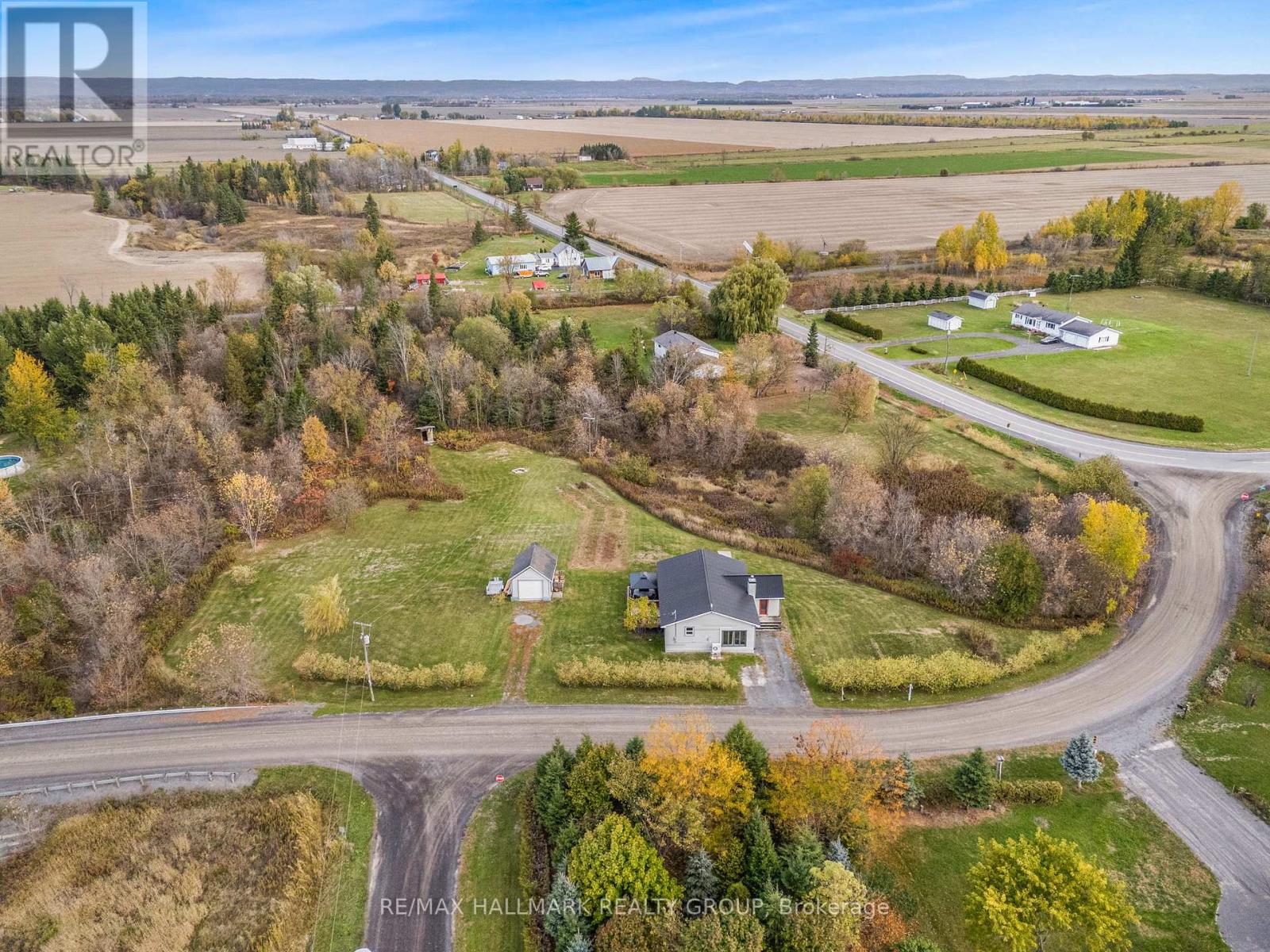 2015 Adanac Road, The Nation, Ontario K0B 1A0 - Photo 3 - X12591988