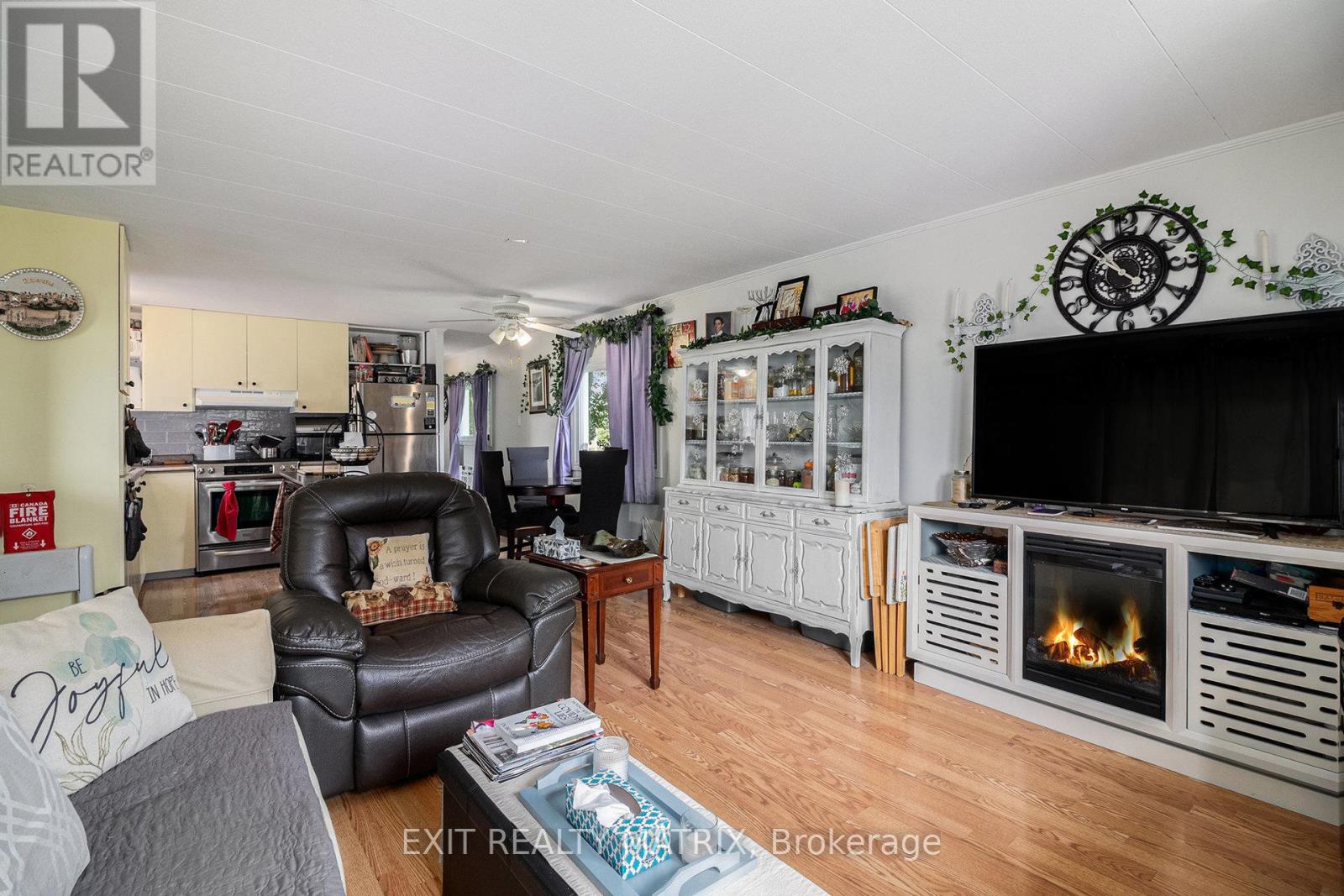 870 Concession 1 Road, Alfred And Plantagenet, Ontario K0B 1L0 - Photo 6 - X12592062