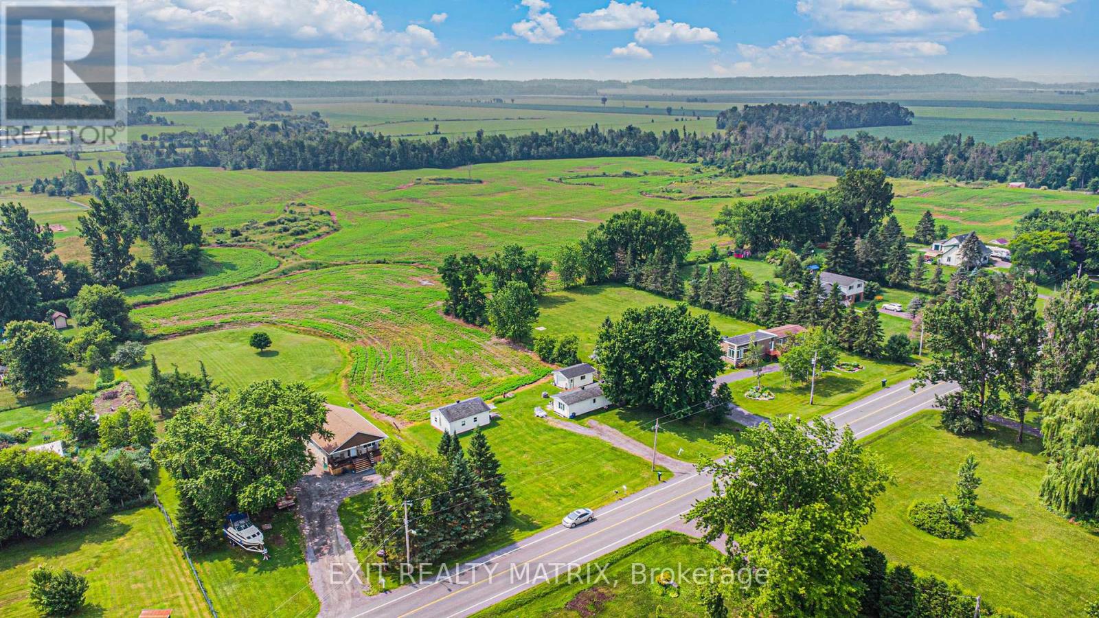 870 Concession 1 Road, Alfred And Plantagenet, Ontario K0B 1L0 - Photo 26 - X12592062