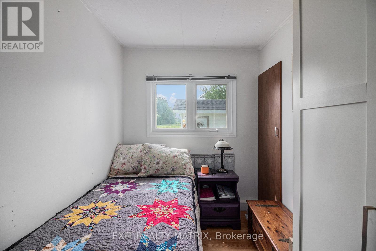 870 Concession 1 Road, Alfred And Plantagenet, Ontario K0B 1L0 - Photo 13 - X12592062