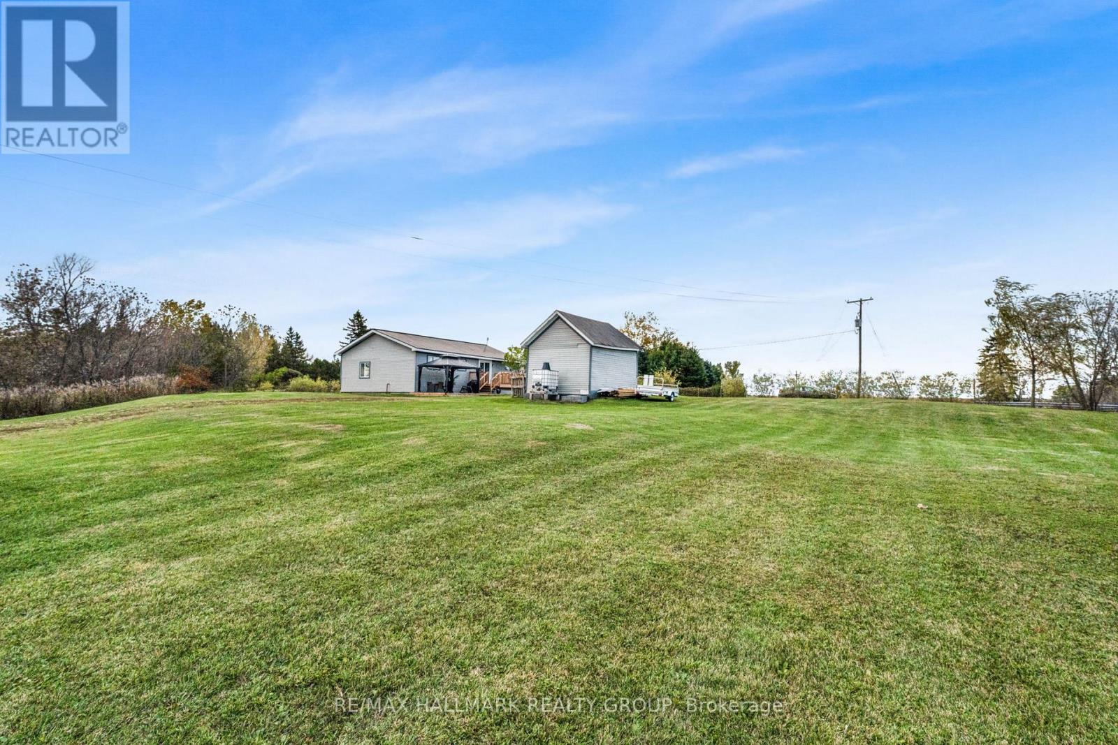 2015 Adanac Road, The Nation, Ontario K0B 1A0 - Photo 27 - X12591988