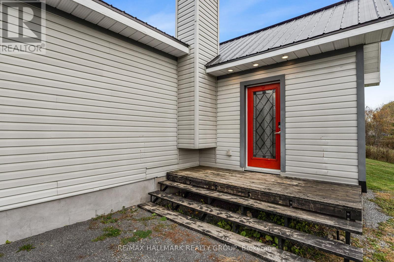 2015 Adanac Road, The Nation, Ontario K0B 1A0 - Photo 5 - X12591988