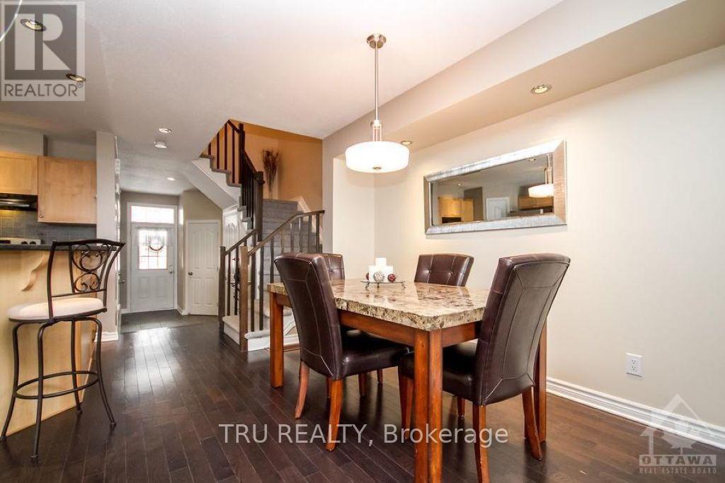 161 Tandalee Crescent, Ottawa, Ontario  K2M 0A2 - Photo 8 - X12592160