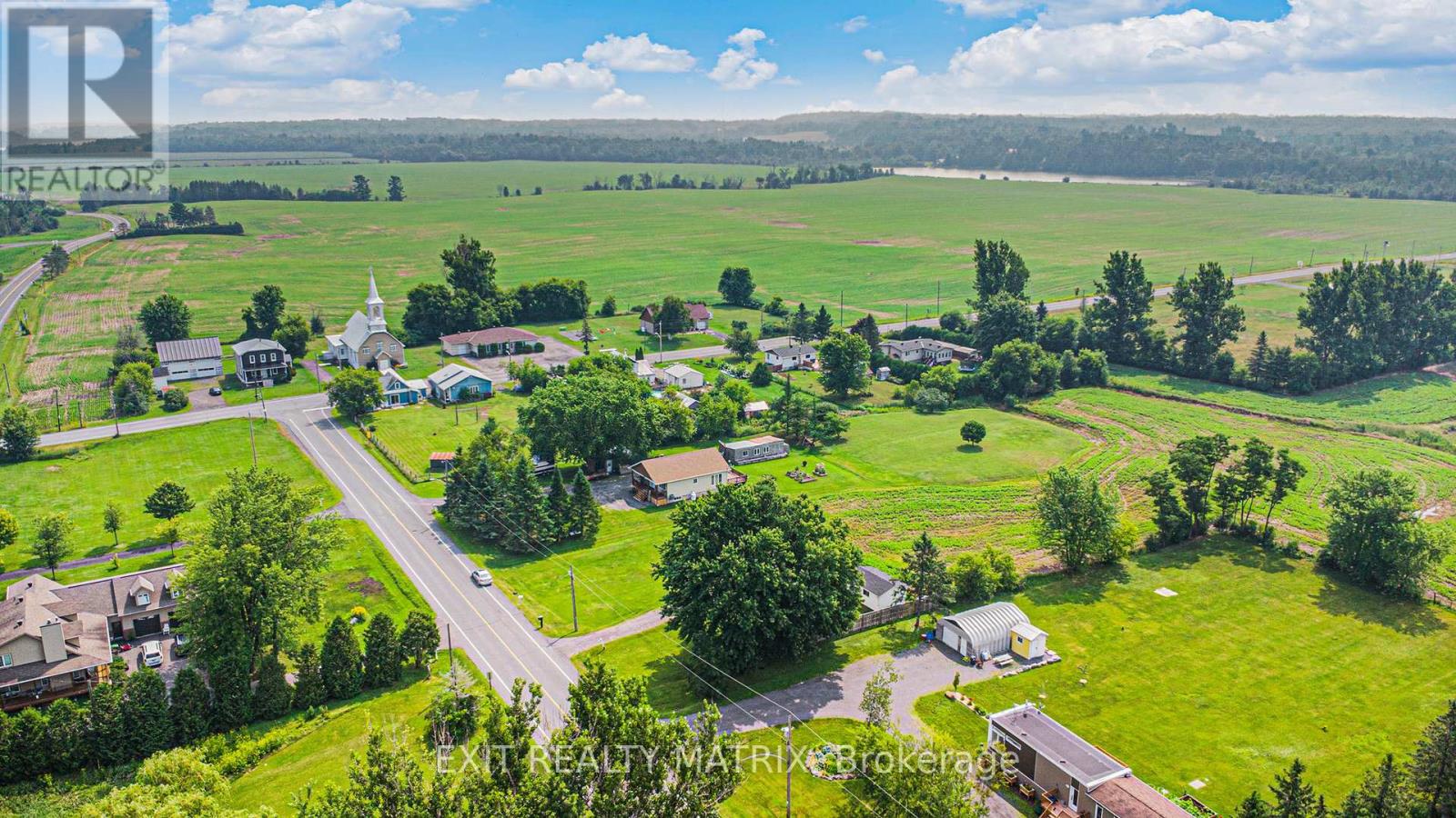 870 Concession 1 Road, Alfred And Plantagenet, Ontario K0B 1L0 - Photo 27 - X12592062