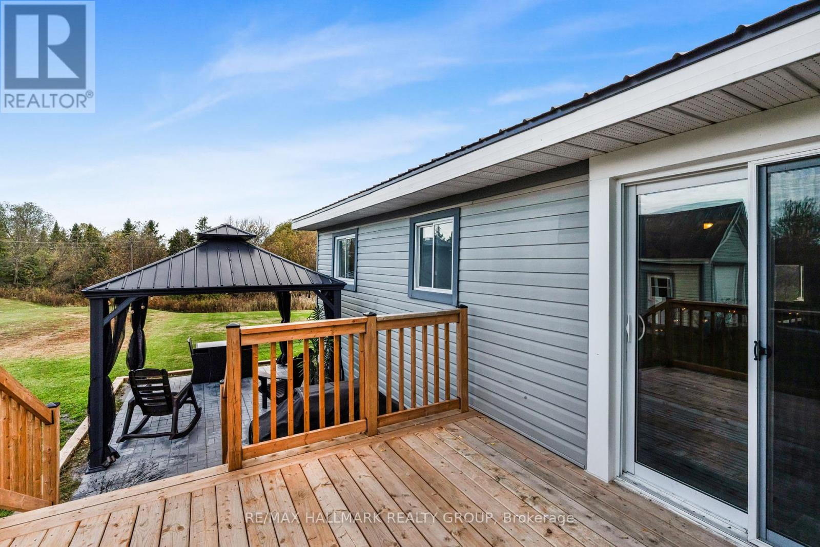 2015 Adanac Road, The Nation, Ontario K0B 1A0 - Photo 24 - X12591988