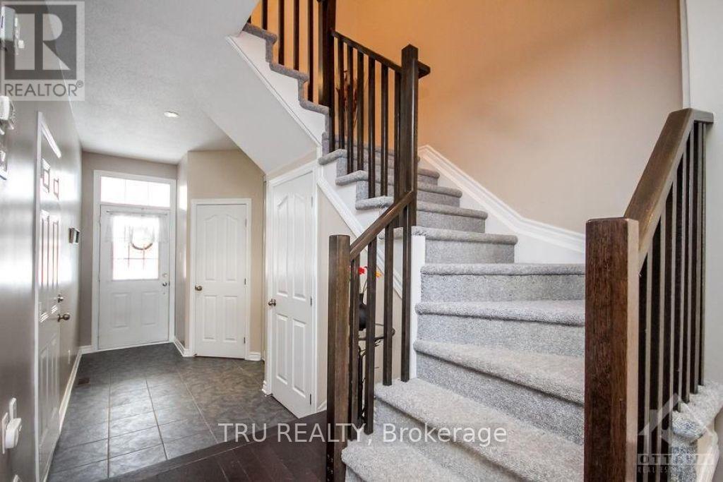 161 Tandalee Crescent, Ottawa, Ontario  K2M 0A2 - Photo 13 - X12592160